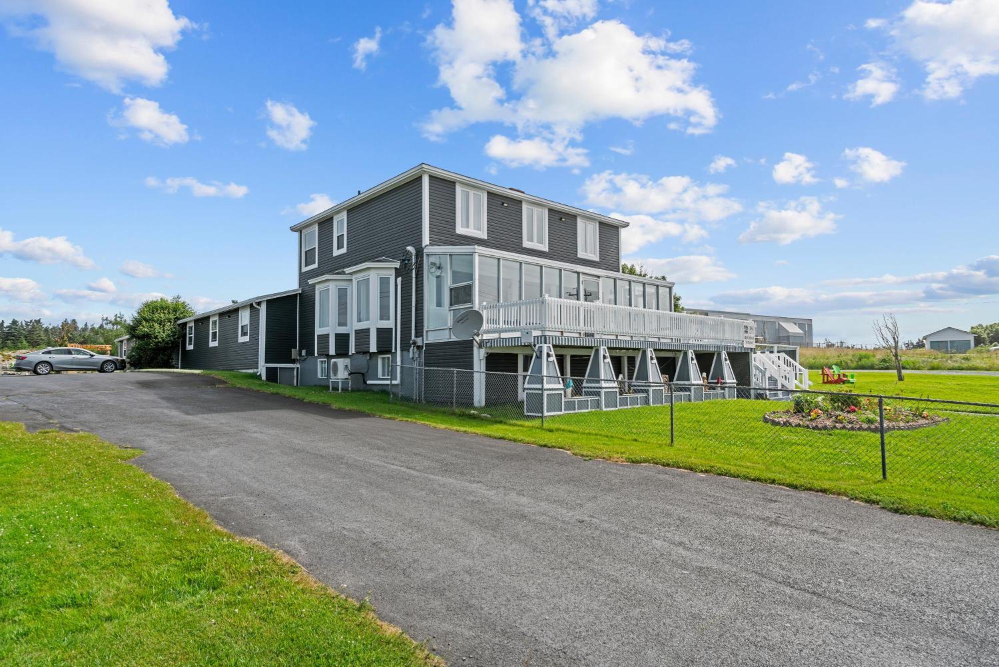 Edge Of The Avalon Inn Trepassey Luaran gambar